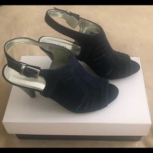 Alfani Suede Sandals Navy Blue Size 8.5. NWT